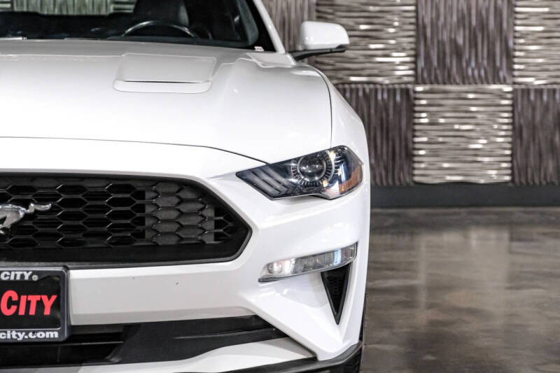 2019 Ford Mustang