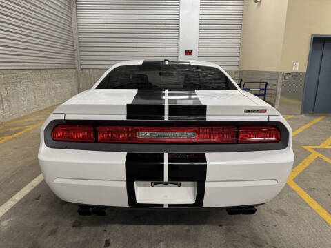 2012 Dodge Challenger SRT8 392