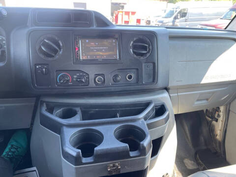 2009 Ford E-Series E-350 SD