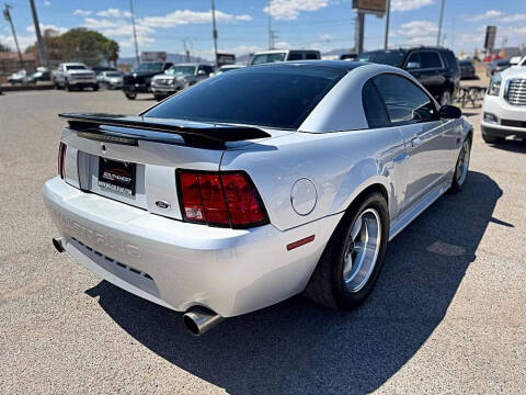 2002 Ford Mustang GT Deluxe