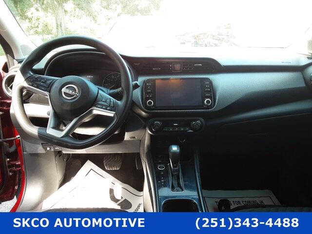 2022 Nissan Kicks SV