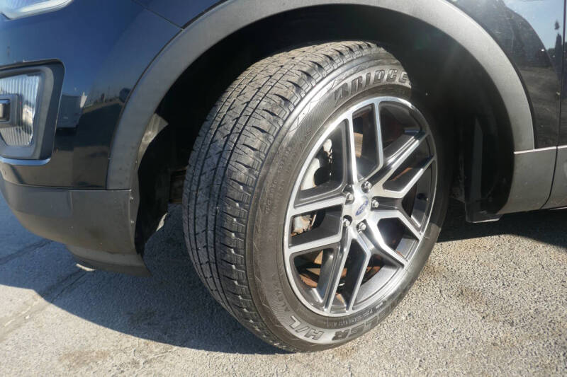 2016 Ford Explorer Sport