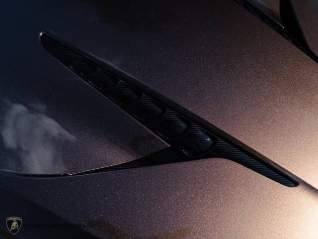 2025 Aston Martin Vanquish