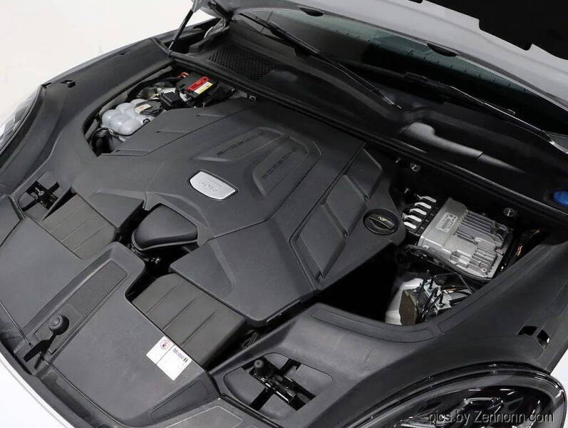 2020 Porsche Cayenne Coupe