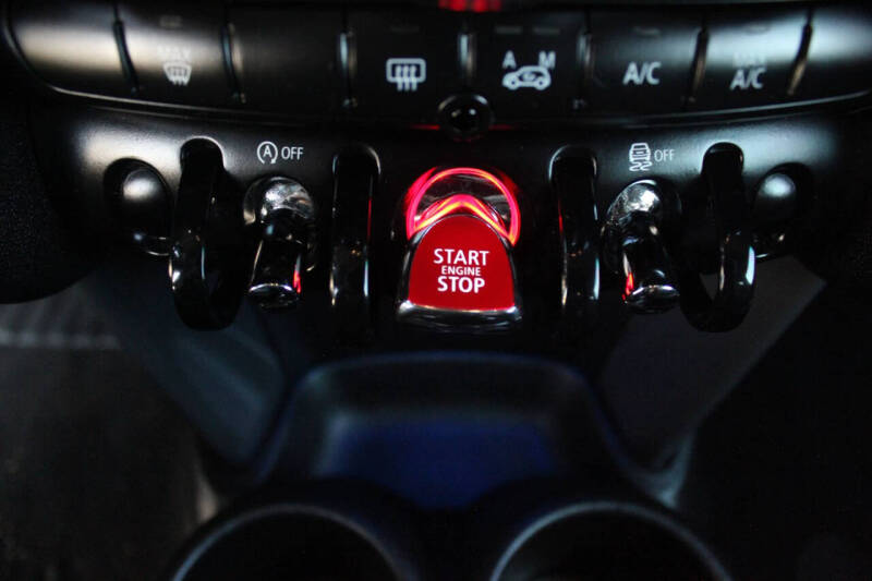 2016 MINI Hardtop 4 Door Cooper