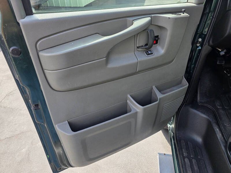 2011 Chevrolet Express LS 3500