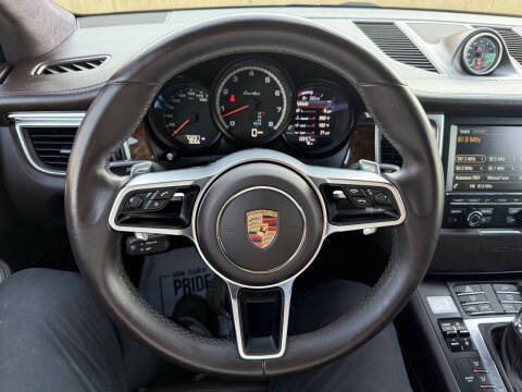 2015 Porsche Macan Turbo