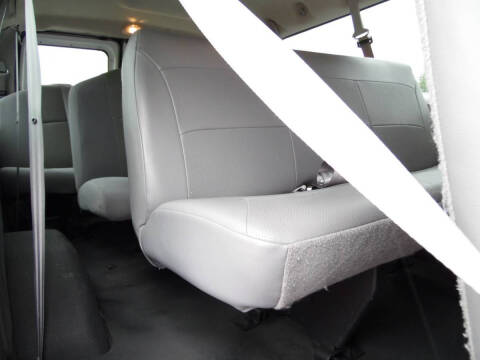 2006 Ford E-350