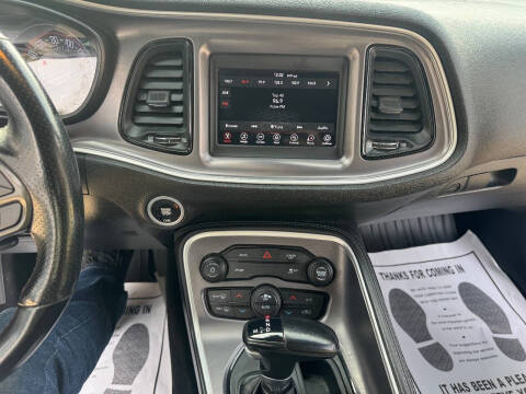 2020 Dodge Challenger SXT