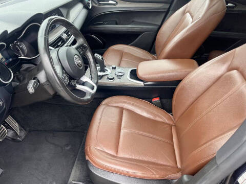 2022 Alfa Romeo Stelvio Ti