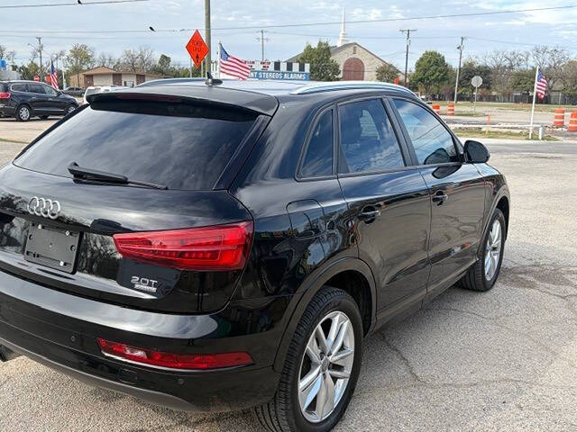 2017 Audi Q3 2.0T quattro Premium