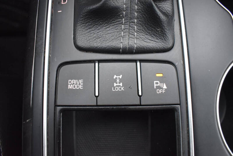 2018 Kia Sorento EX V6