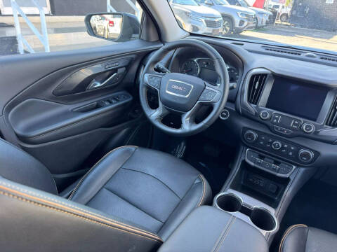 2023 GMC Terrain AT4