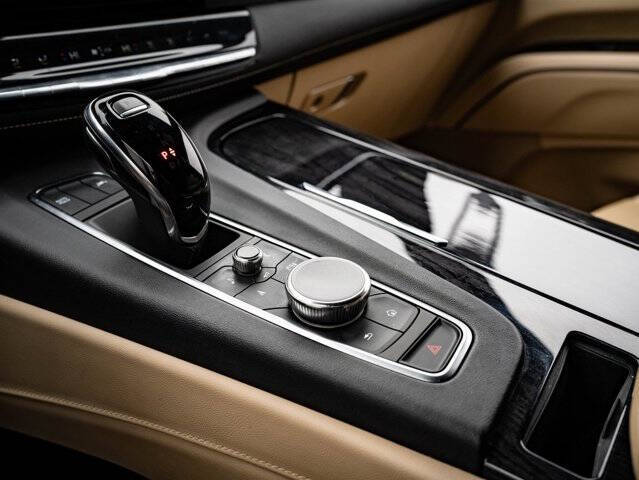 2021 Cadillac Escalade ESV Premium Luxury