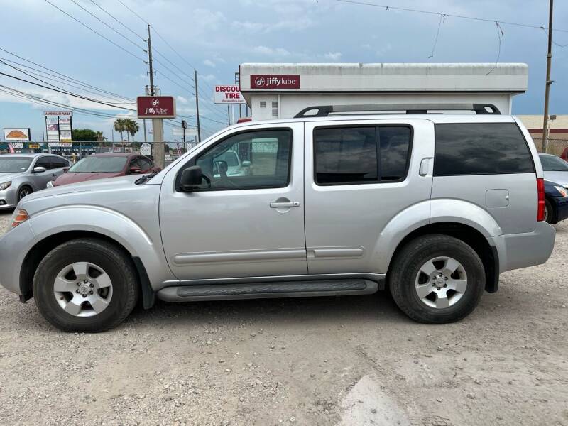2010 Nissan Pathfinder for sale at HOUSTON SKY AUTO SALES in Houston TX