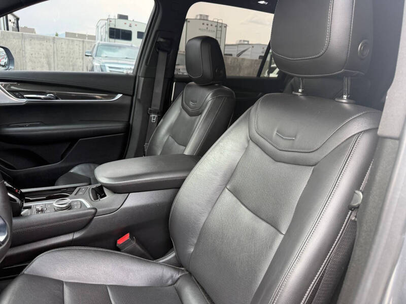 2020 Cadillac XT6 Sport
