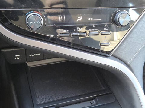 2019 Toyota Camry SE