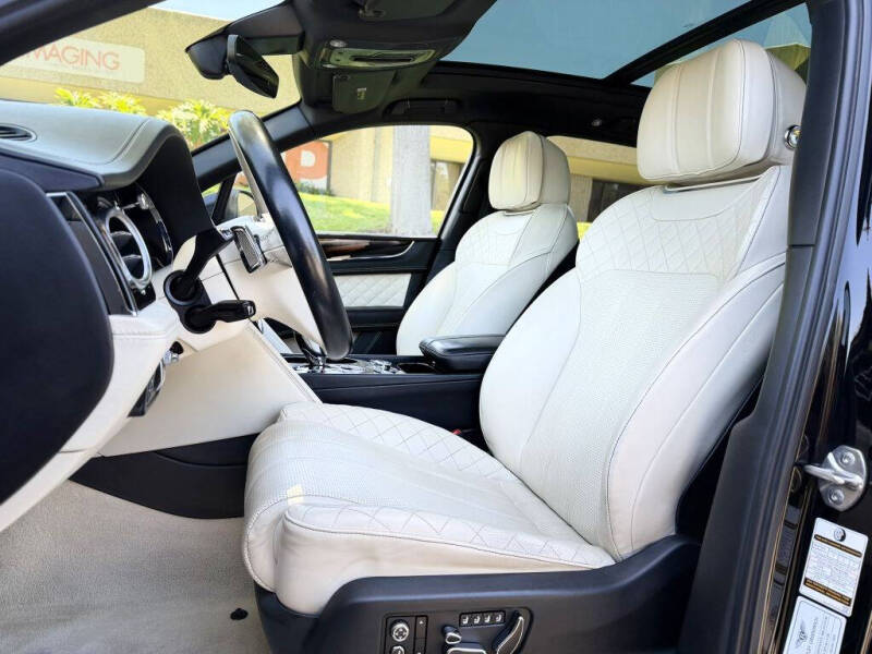 2017 Bentley Bentayga