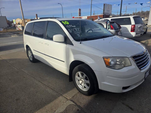 2010 Chrysler Town and Country