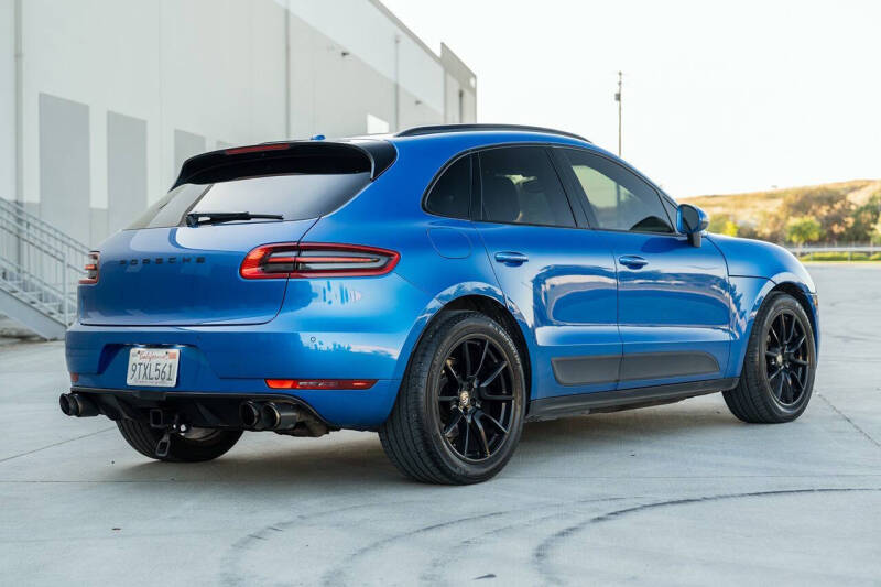 2016 Porsche Macan S