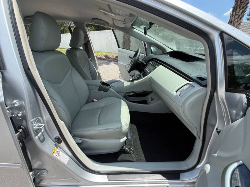 2012 Toyota Prius Three