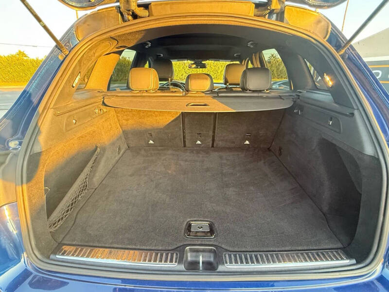 2018 Mercedes-Benz GLC GLC 300