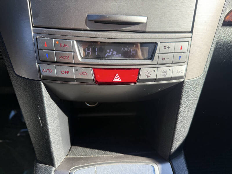 2012 Subaru Outback 2.5i Limited