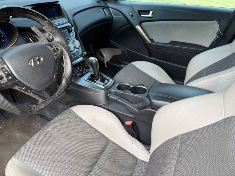 2016 Hyundai Genesis Coupe