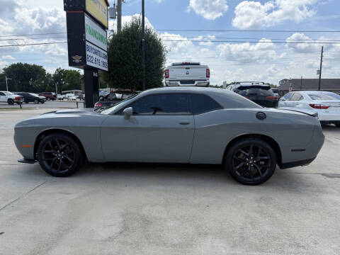 2020 Dodge Challenger SXT
