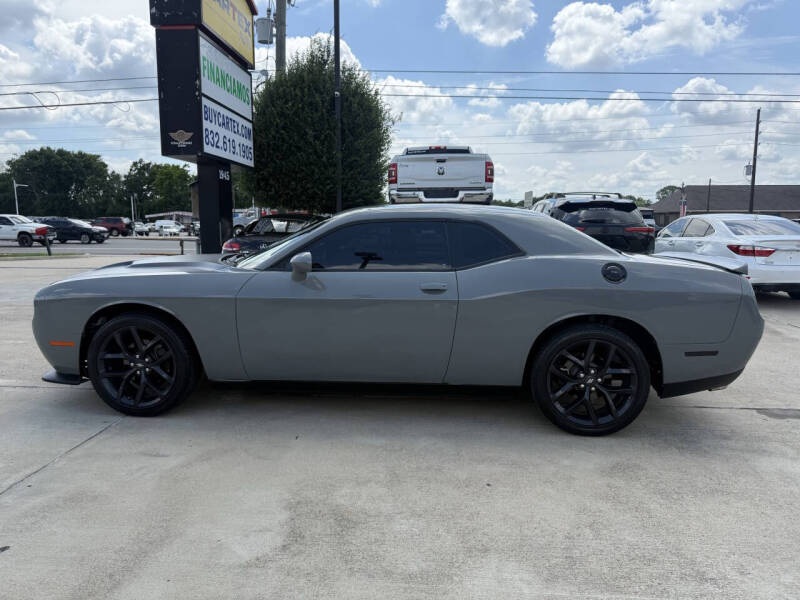 2020 Dodge Challenger SXT