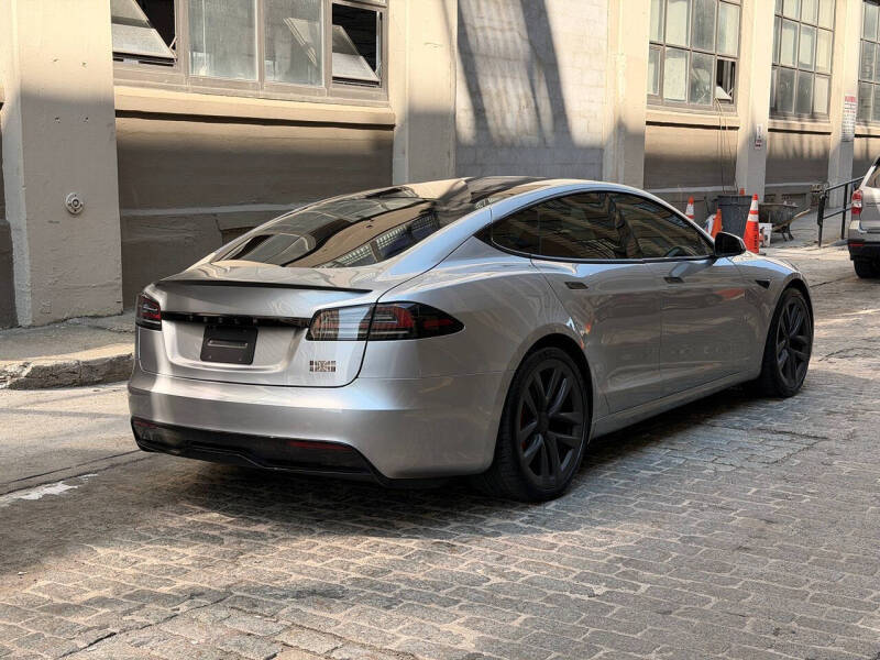 2024 Tesla Model S Plaid