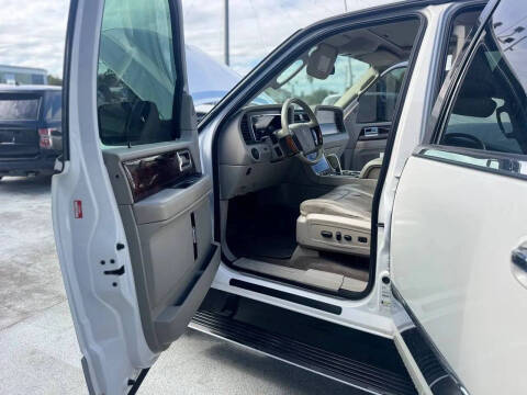 2011 Lincoln Navigator