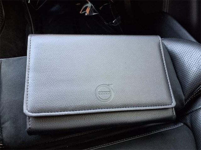 2019 Volvo XC90 T5 R-Design