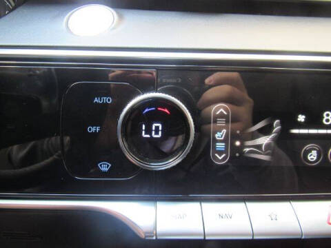 2023 Genesis GV70 2.5T Standard