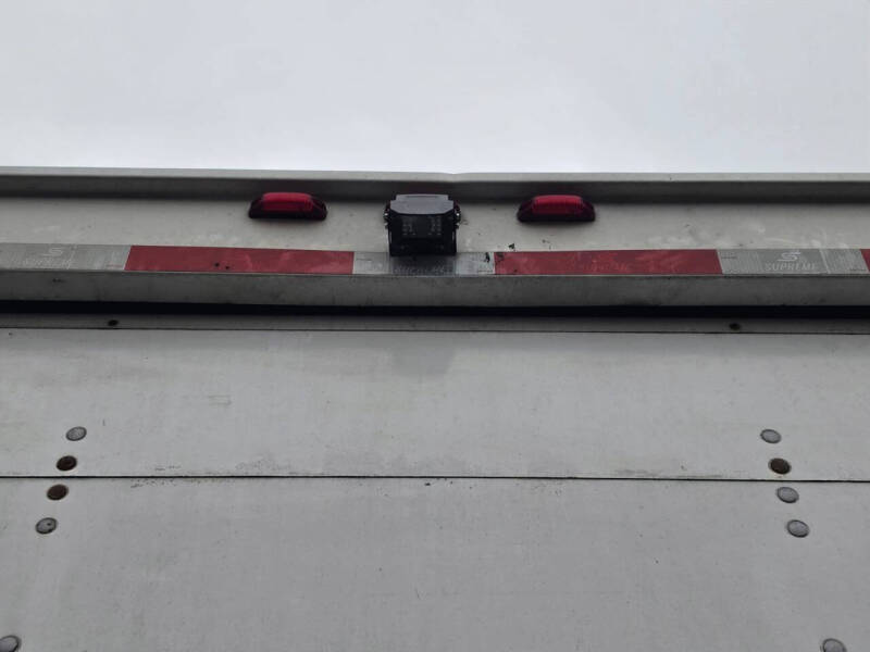 2018 Freightliner M2 106