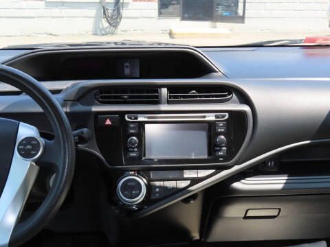 2015 Toyota Prius c Four