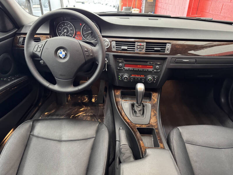 2011 BMW 3 Series 328i