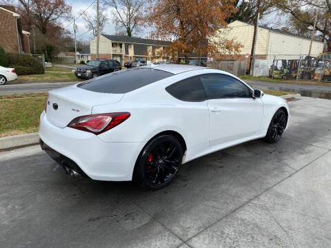 2014 Hyundai Genesis Coupe 3.8 R-Spec