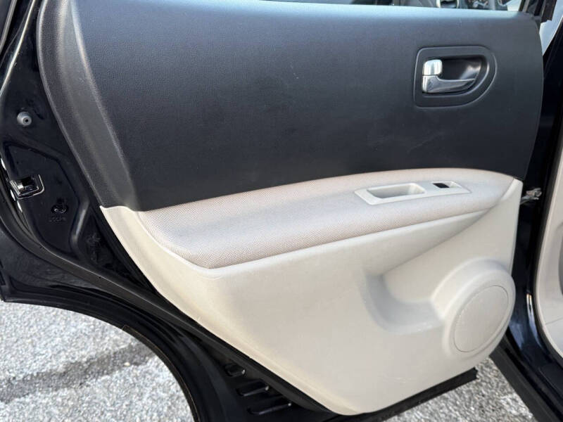 2011 Nissan Rogue S