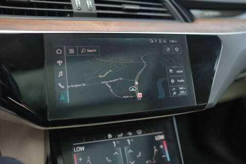 2019 Audi e-tron quattro Premium Plus