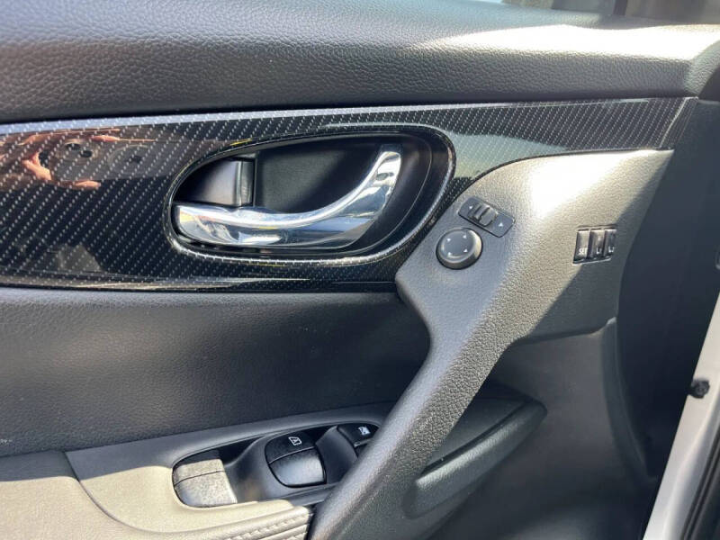 2018 Nissan Rogue SL