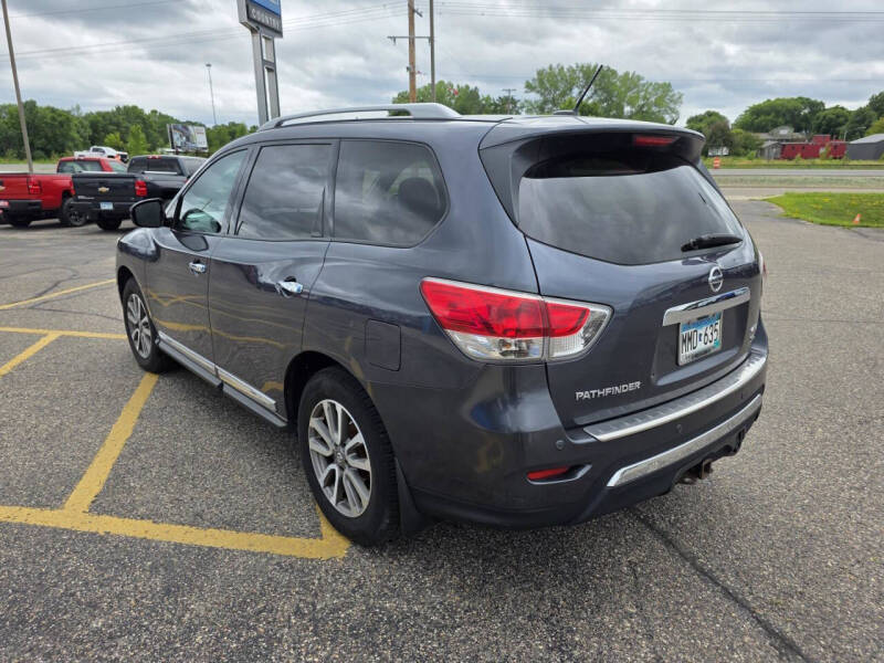 2014 Nissan Pathfinder SL