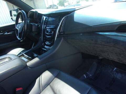 2020 Cadillac Escalade Platinum