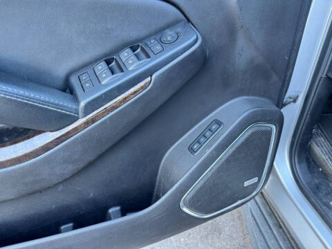 2017 Chevrolet Suburban LT