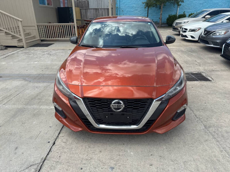 2022 Nissan Altima 2.5 SR