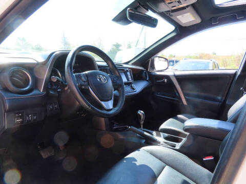 2017 Toyota RAV4 SE