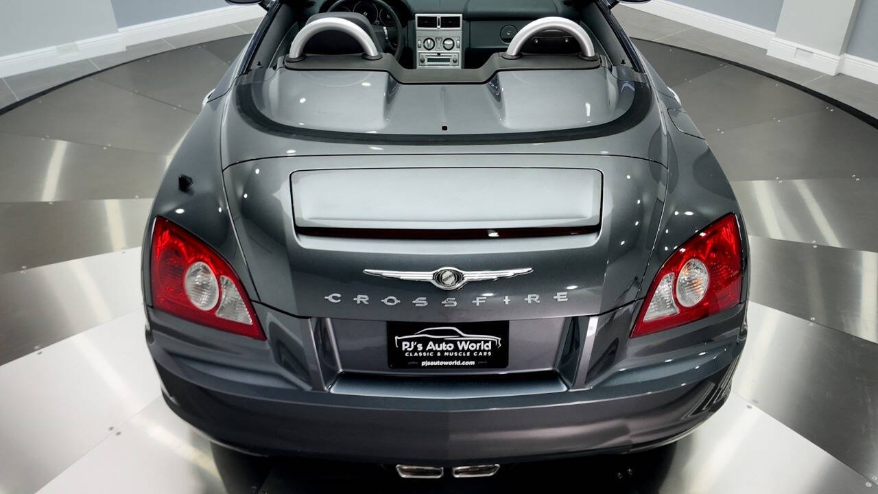 2005 Chrysler Crossfire 37