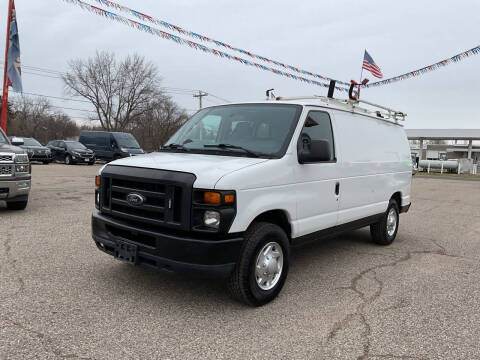 2012 Ford E-Series for sale at Shakopee Redline Motors in Shakopee MN