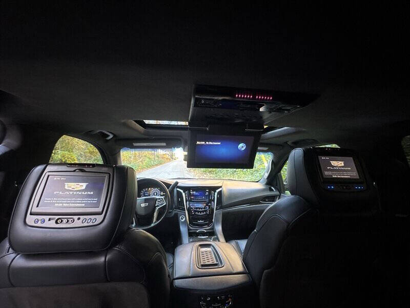 2016 Cadillac Escalade Platinum