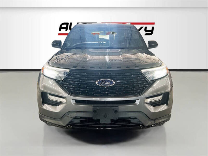 2022 Ford Explorer ST-Line